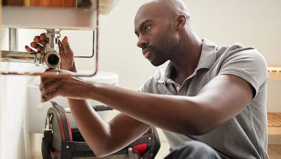 The Best Time to Call a Plumber for a Clogged Drain
